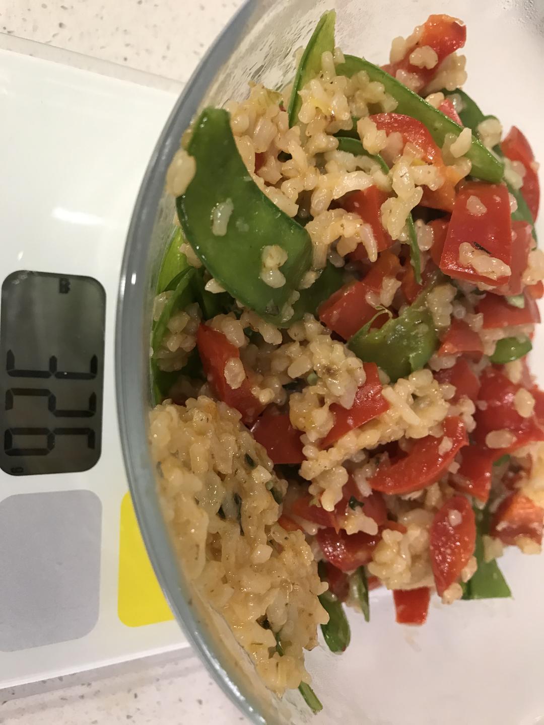 糙米红椒大虾饭