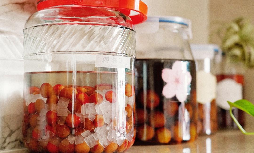 小樱桃酒～酿制樱桃酒