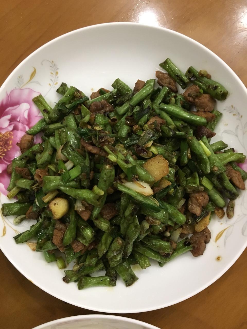 肉沫豆角下饭菜