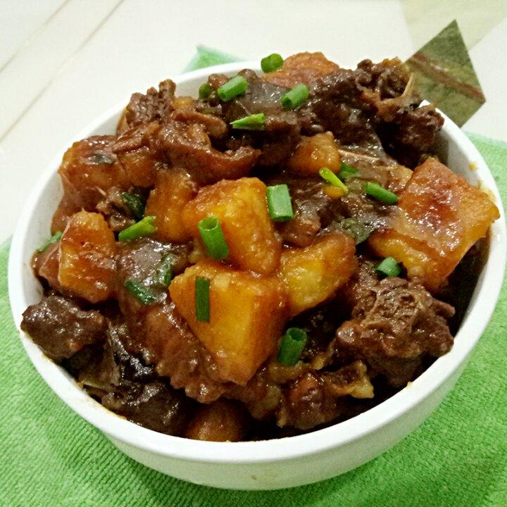 土豆焖鸭