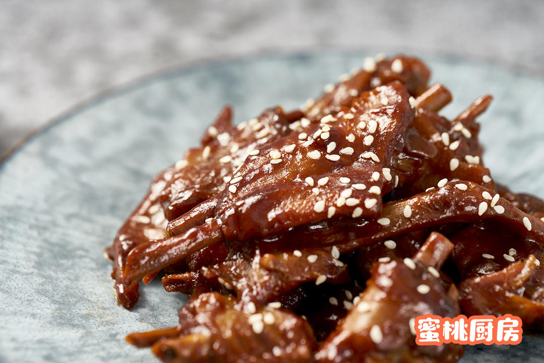 【酱鸭翅】