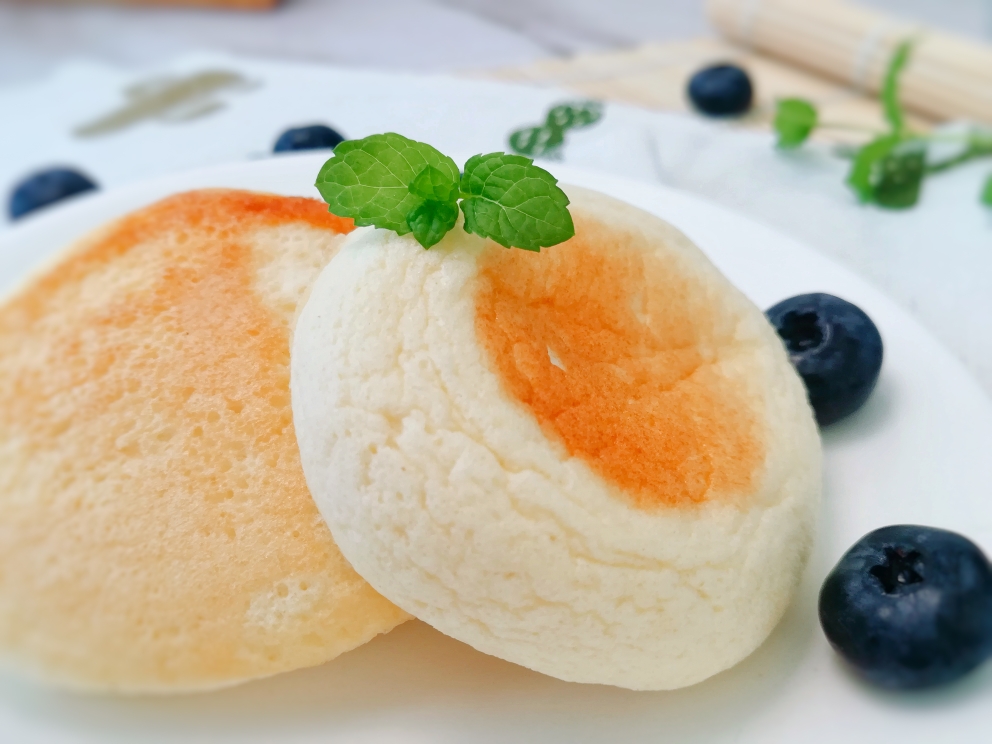 酸奶舒芙蕾松饼  宝宝辅食营养食谱菜谱的做法