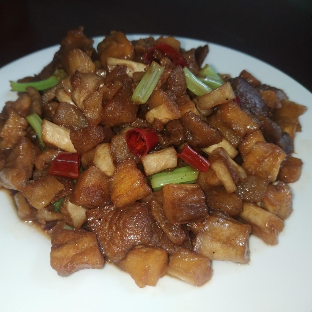萝卜干炒肉