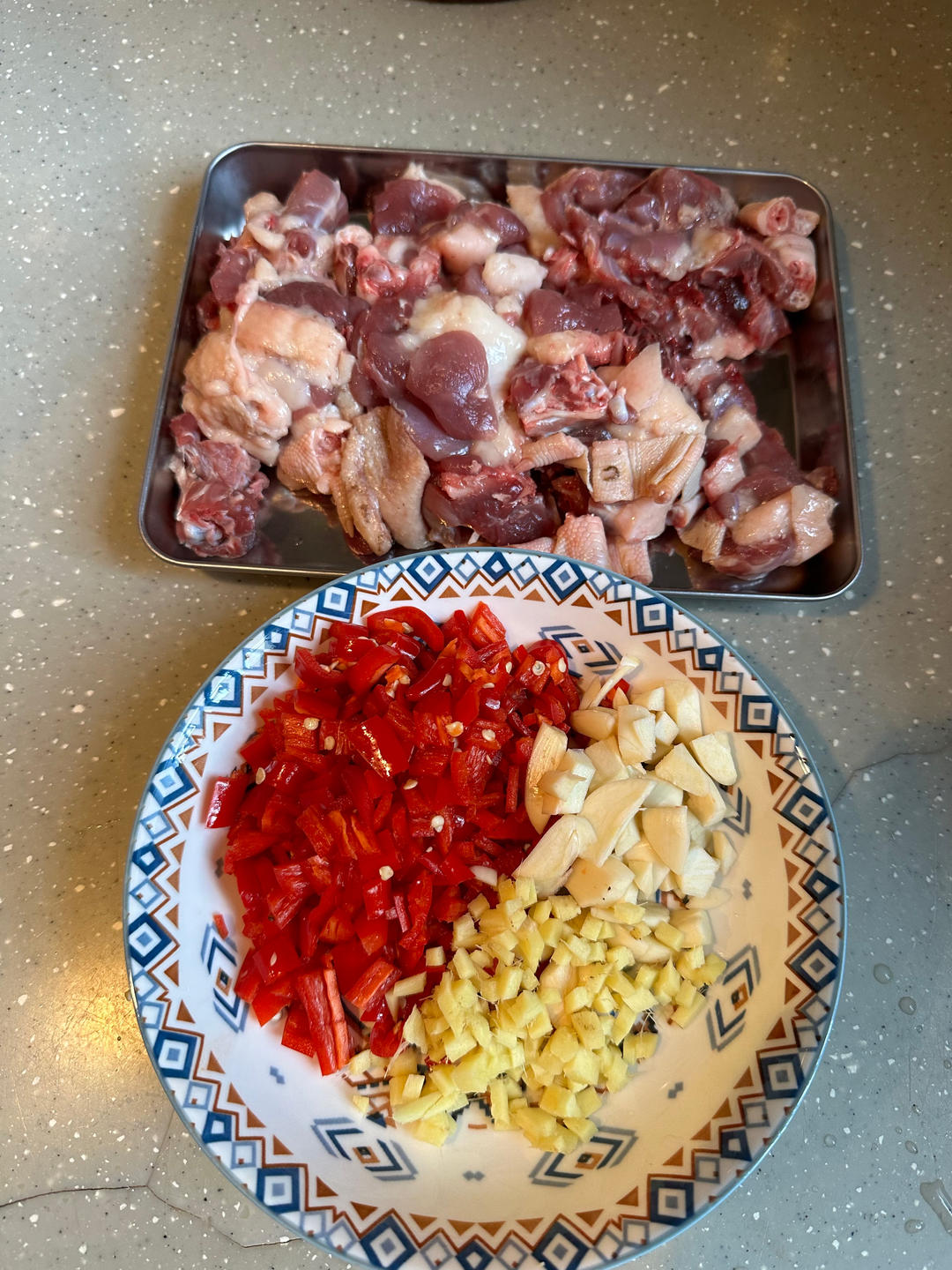 江西菜莲花血鸭，吃到这口就觉得回家了！