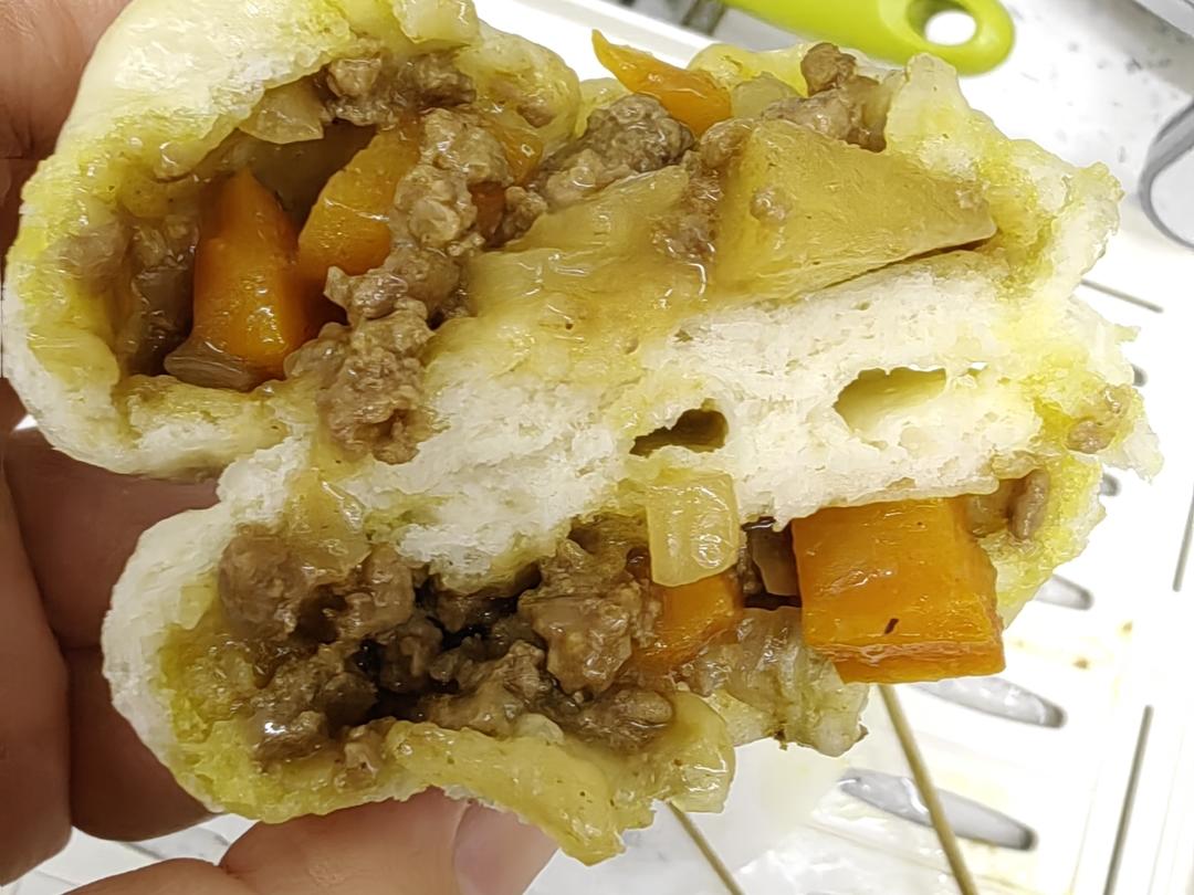咖喱牛肉包 -- 松下SC300B蒸烤箱