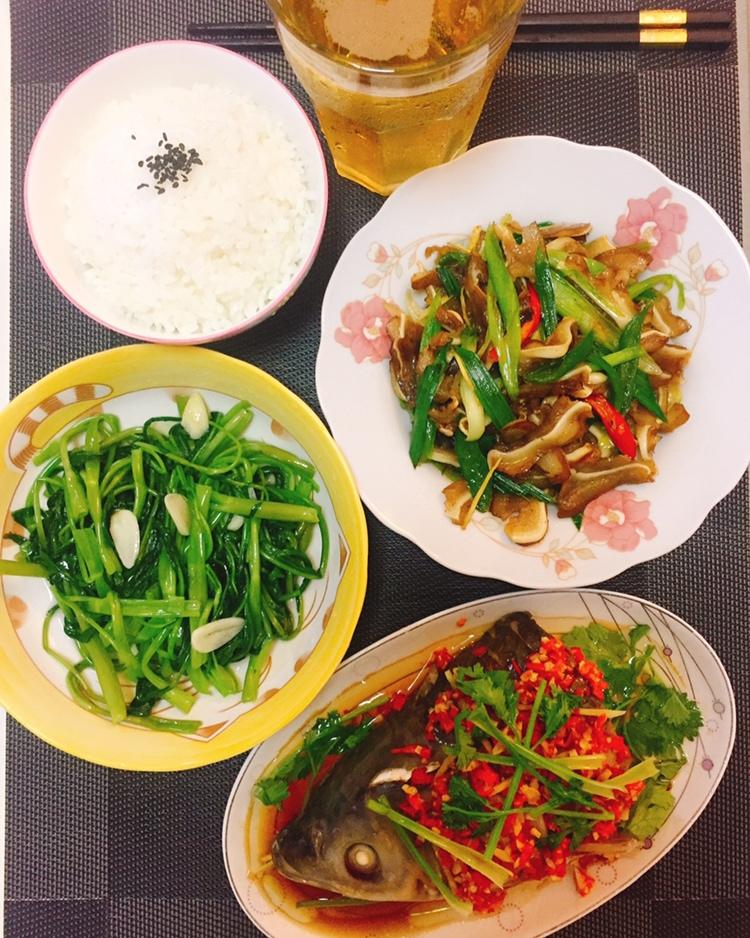 明天早餐吃什么？看我的软式蛋奶饼