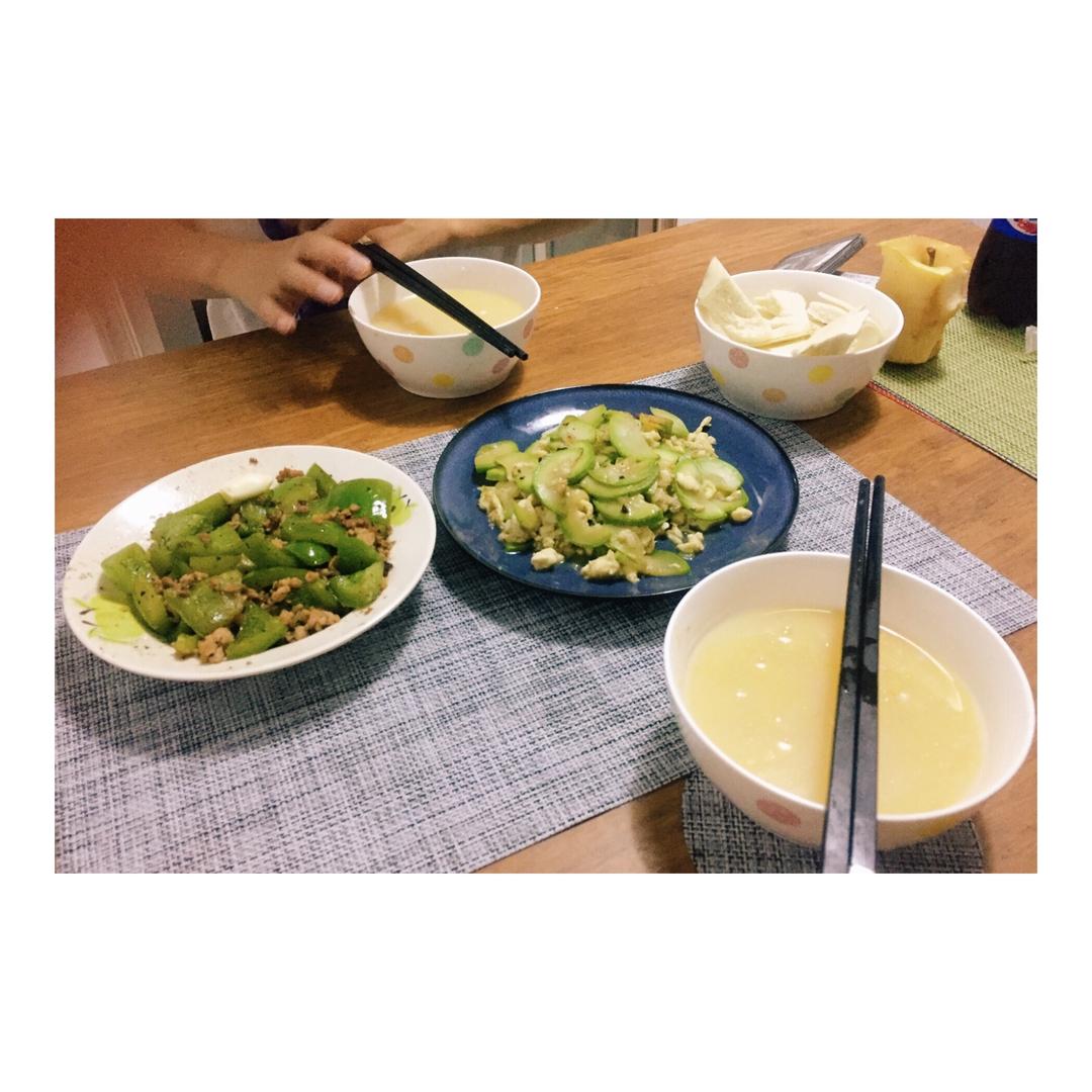 青椒炒肉