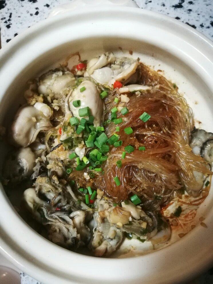 生蚝粉丝煲