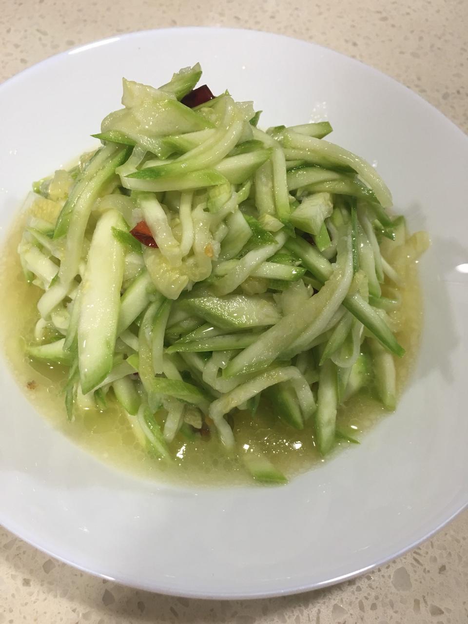 【生拌西葫芦】