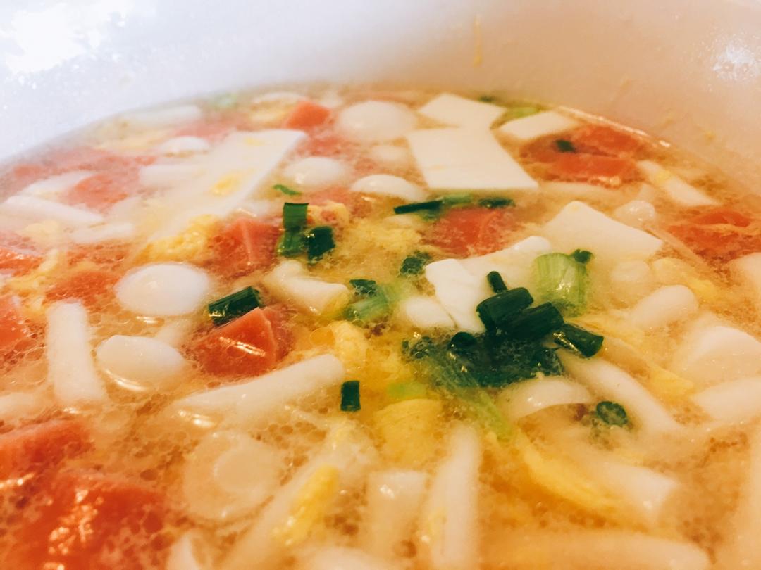 鲜掉眉毛的菌菇豆腐汤