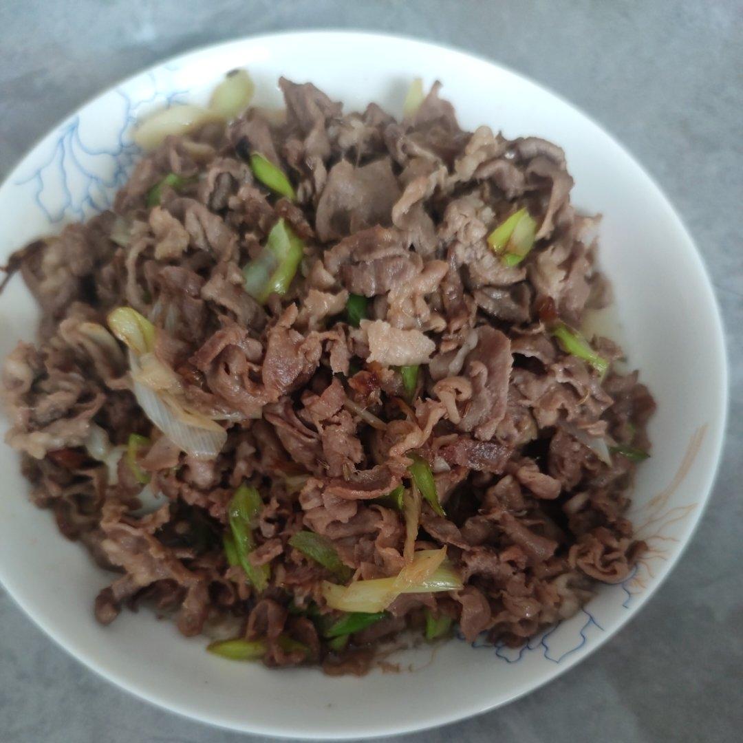 炒了20多年的葱爆羊肉