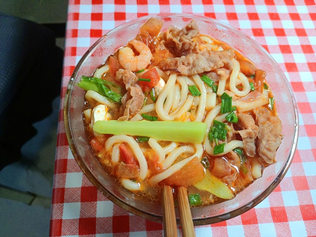 番茄肥牛乌冬面