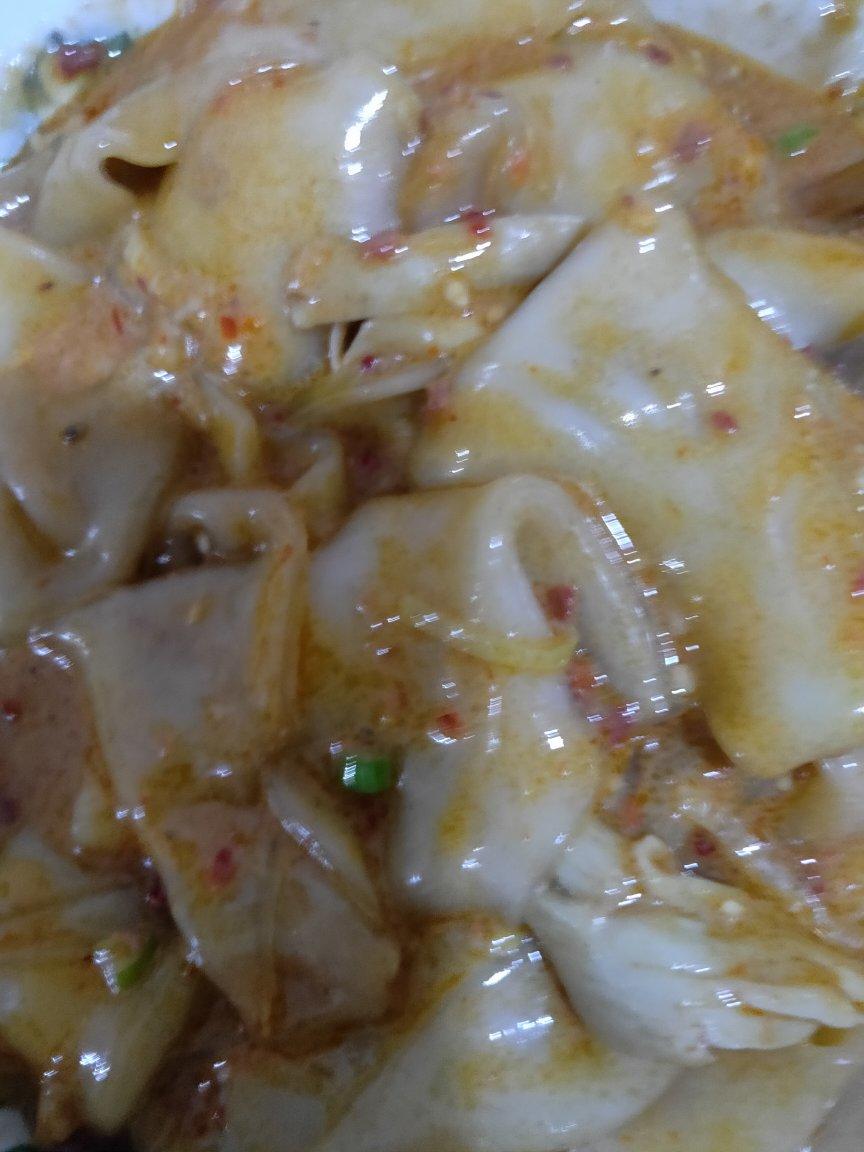 麻酱流汁宽粉