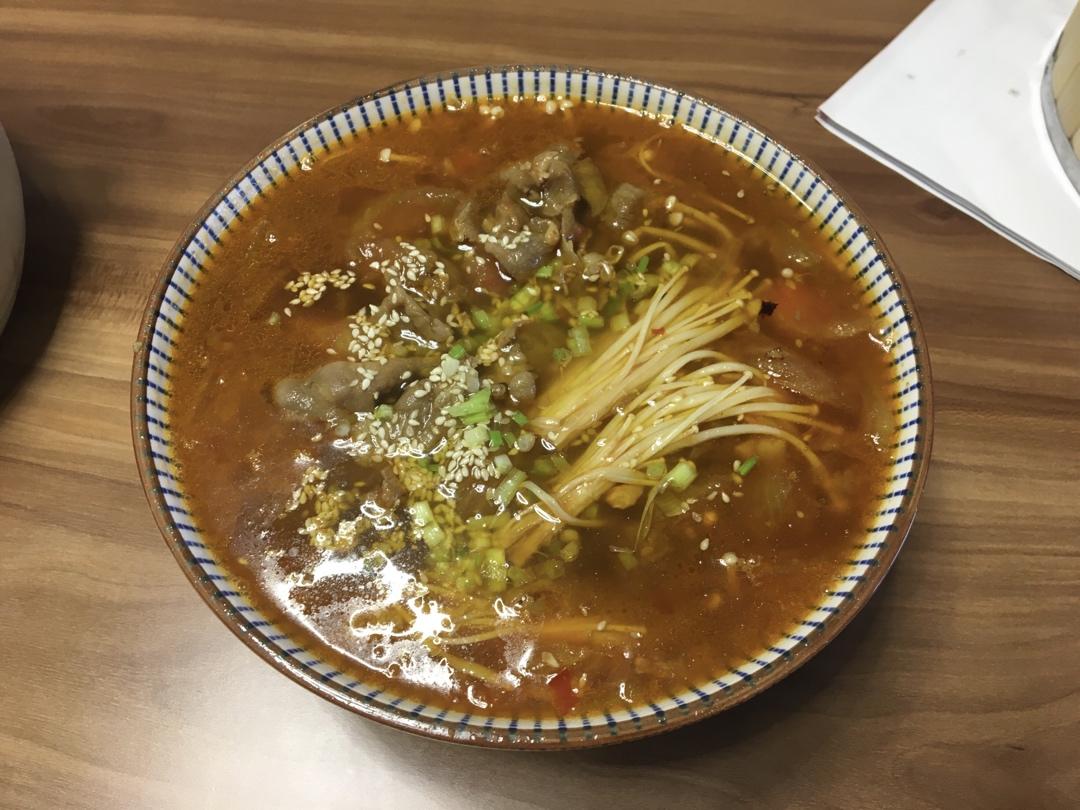 酸汤肥牛