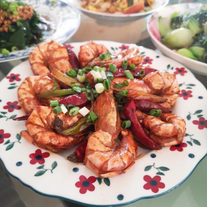 厨师长教你：“油焖大虾”的家常做法