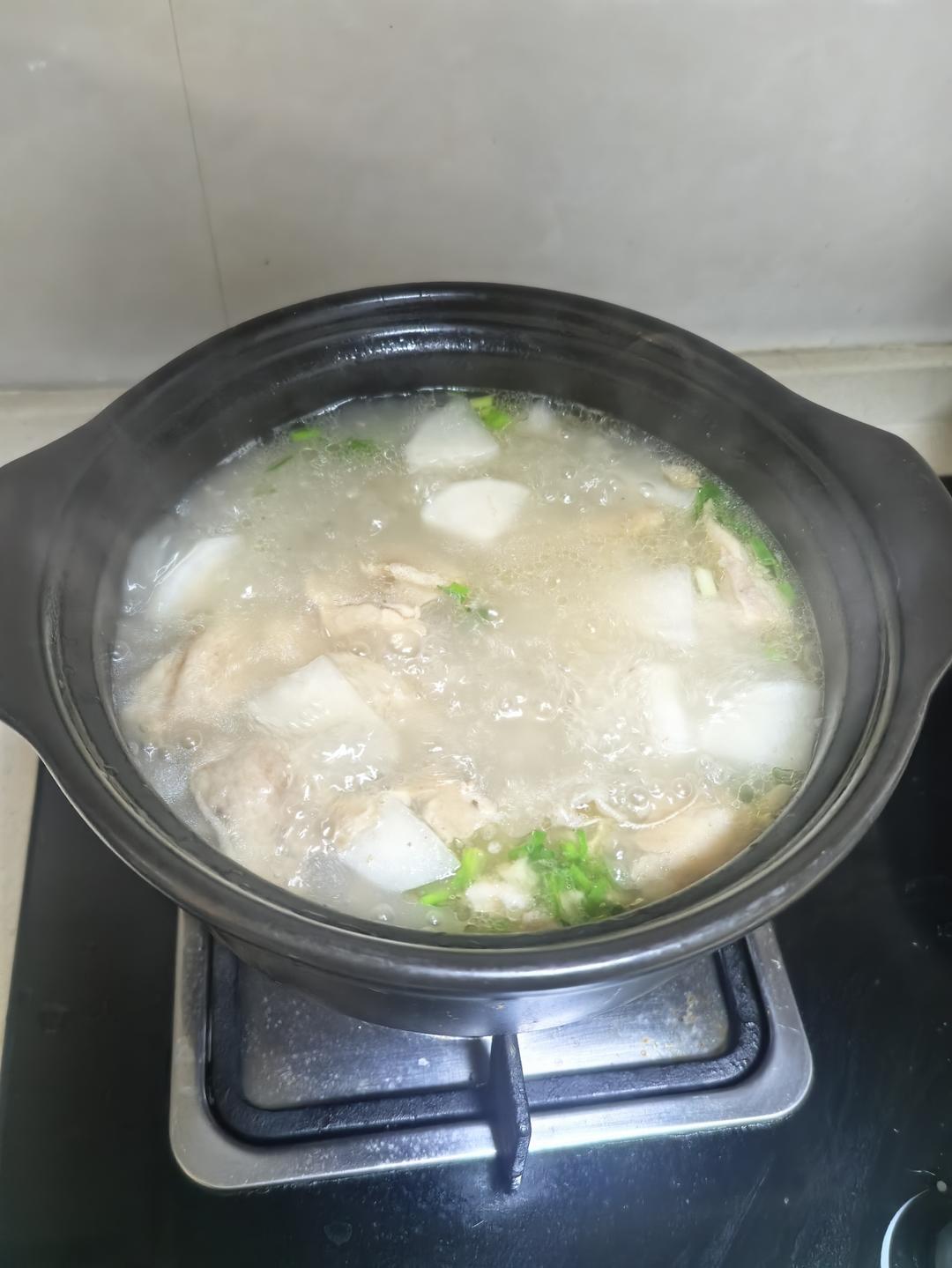 羊肉汤(炖萝卜)