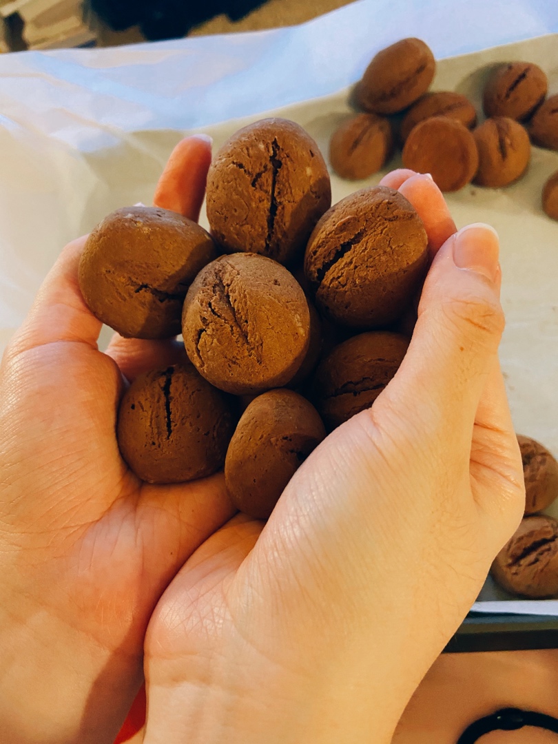 曼食慢语丨咖啡豆夹心饼干