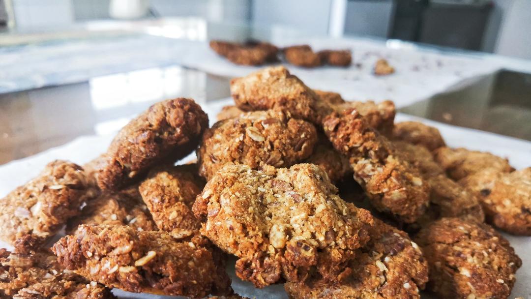 🍪燕麦红糖饼干—健康♥酥脆♥快手♥零失败