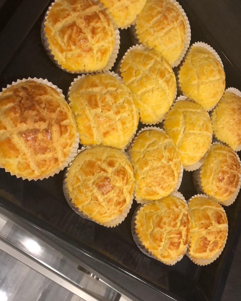 好吃到炸裂的港式菠萝包（附带制作酥皮的小视频）