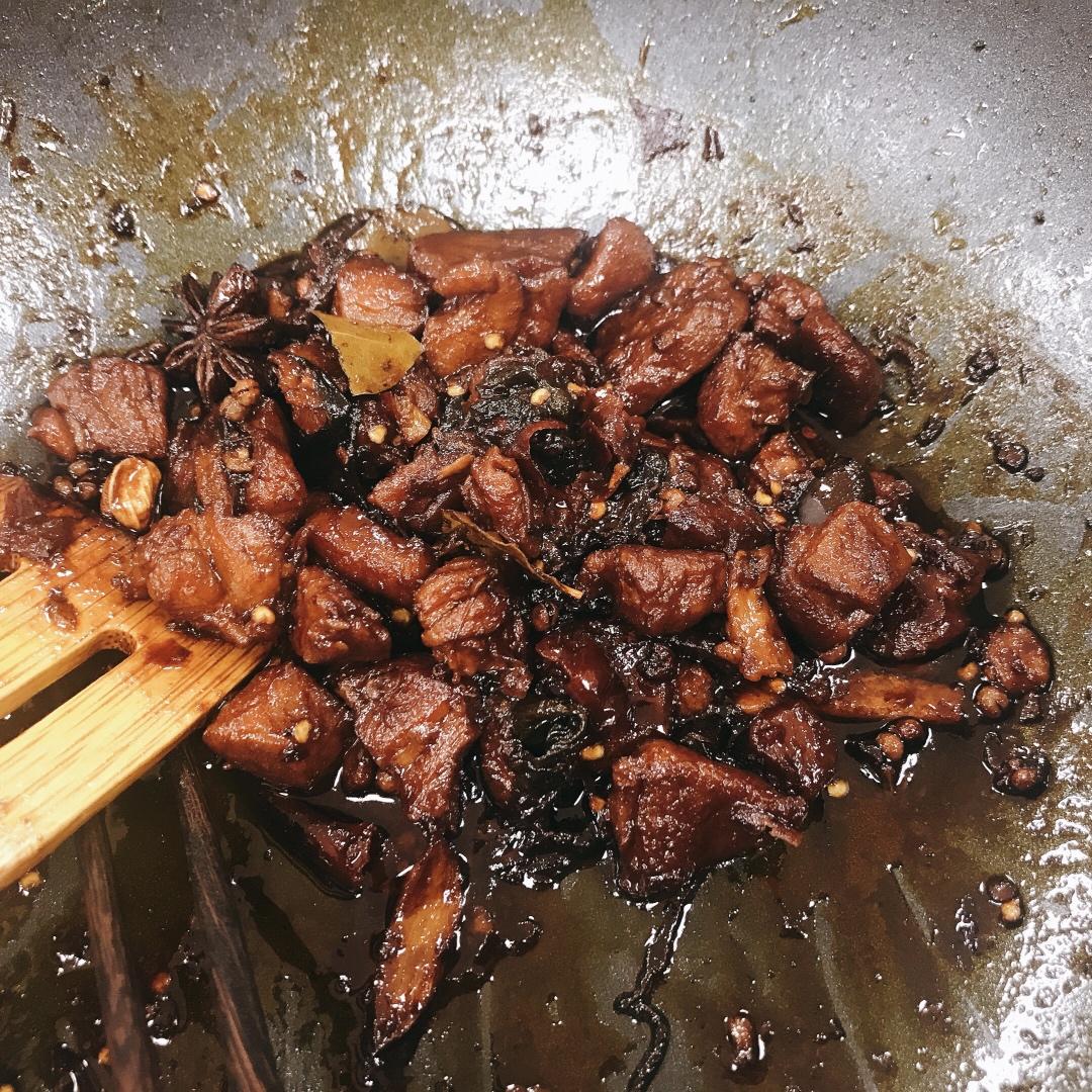 【红烧羊肉煲】