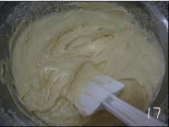 葡萄干奶油小蛋糕的做法 步骤8