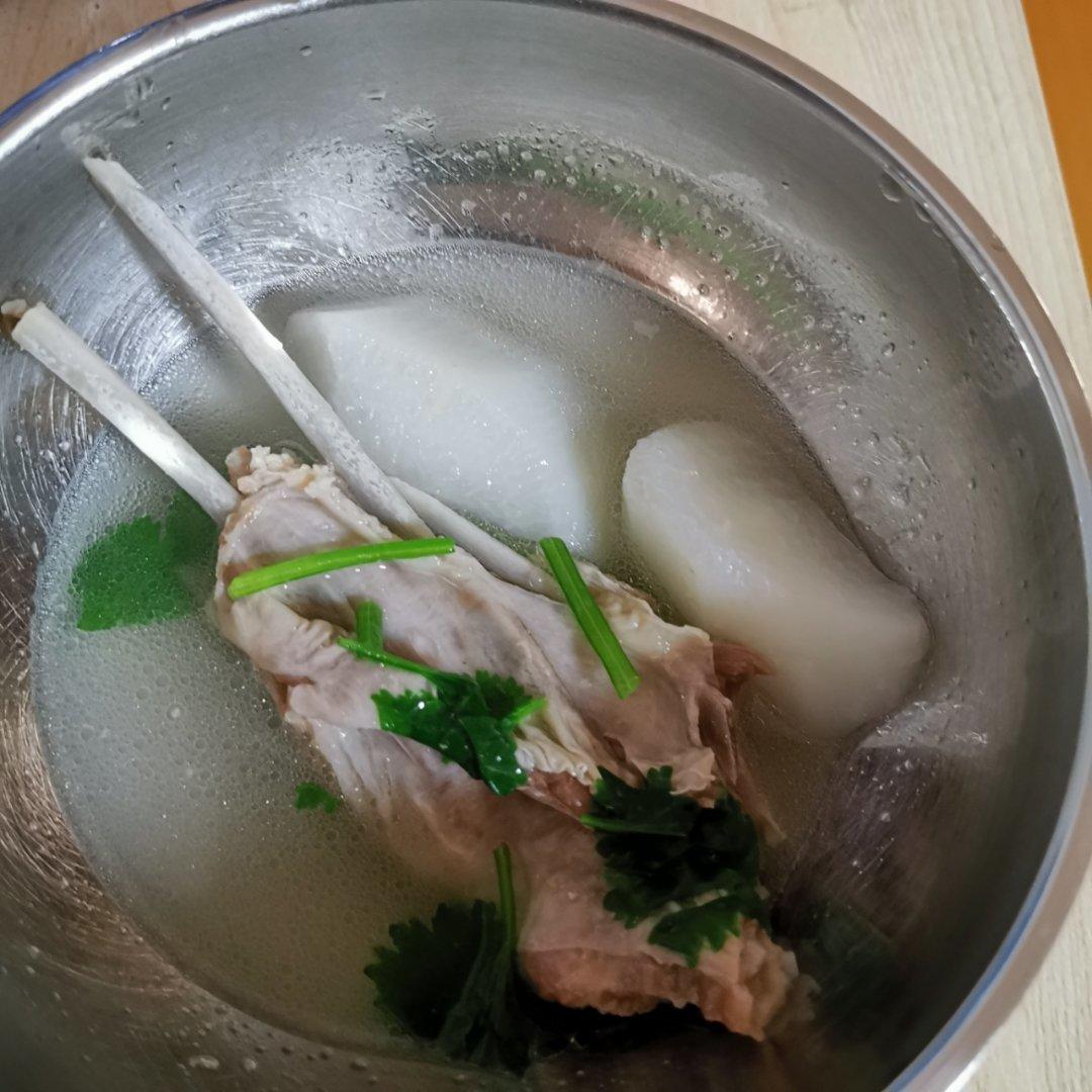 清炖羊排萝卜汤