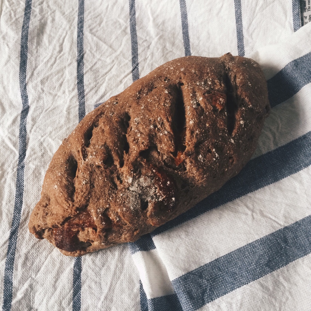 无油无糖全麦果干面包