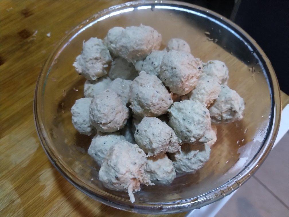 高蛋白低卡鸡肉丸子（无碳水版）增肌减脂必备！！！120kcal/100g