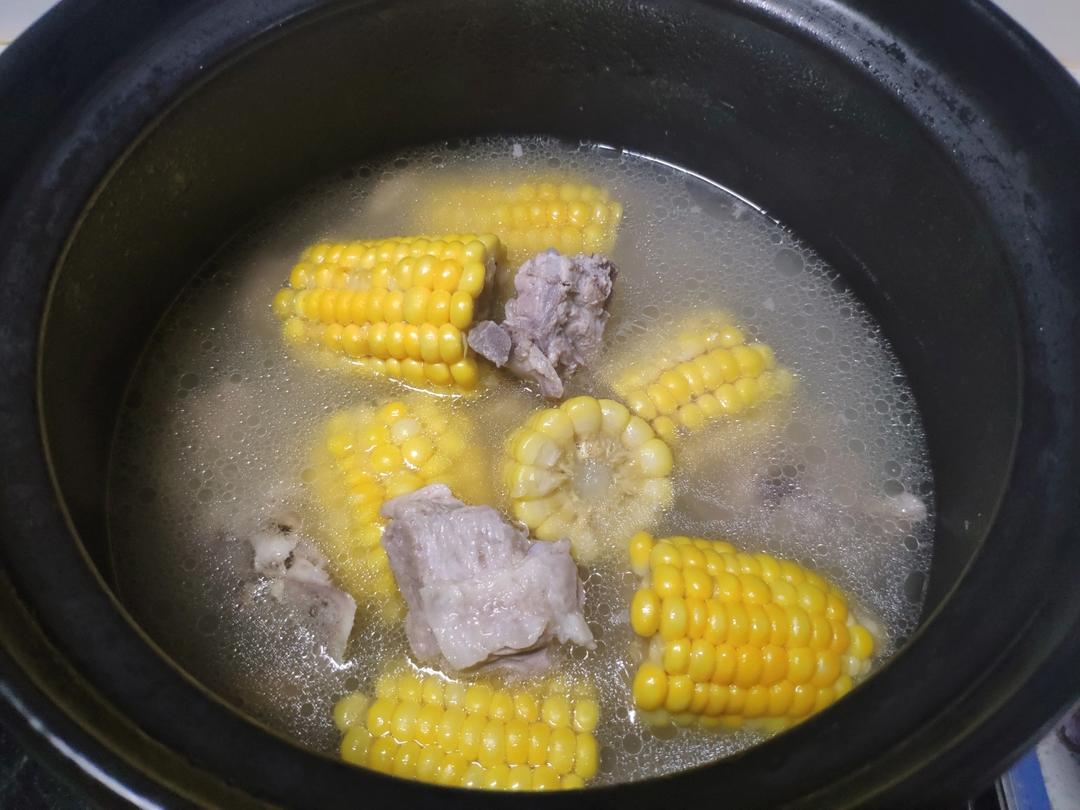 玉米排骨汤