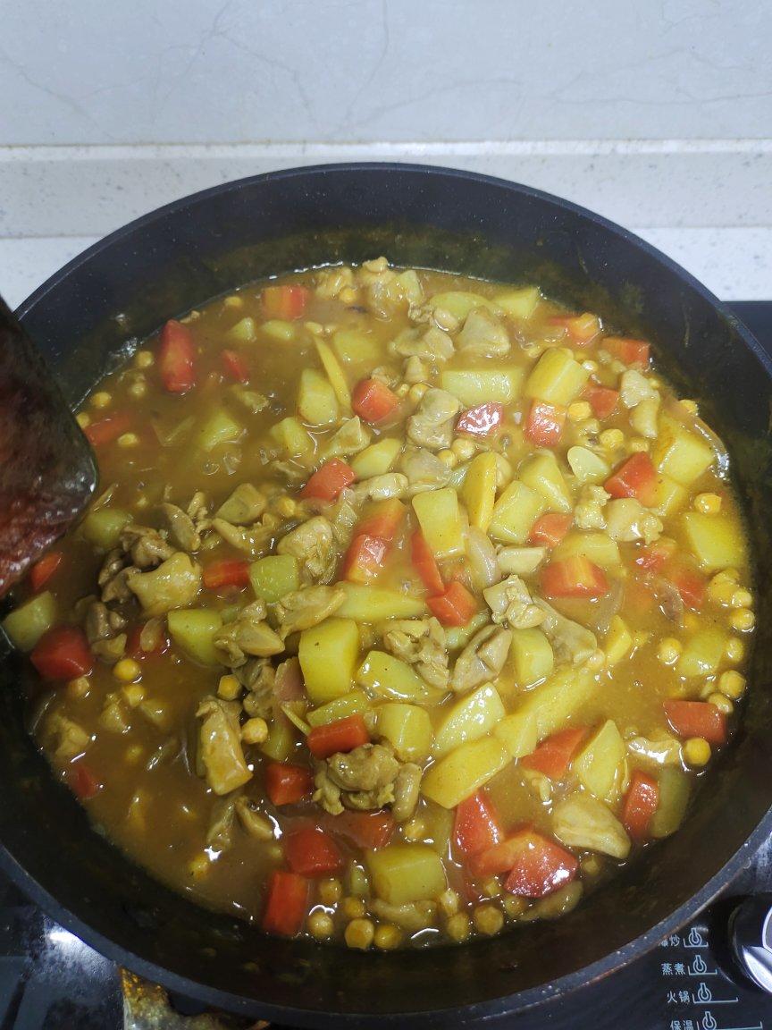 咖喱鸡肉饭