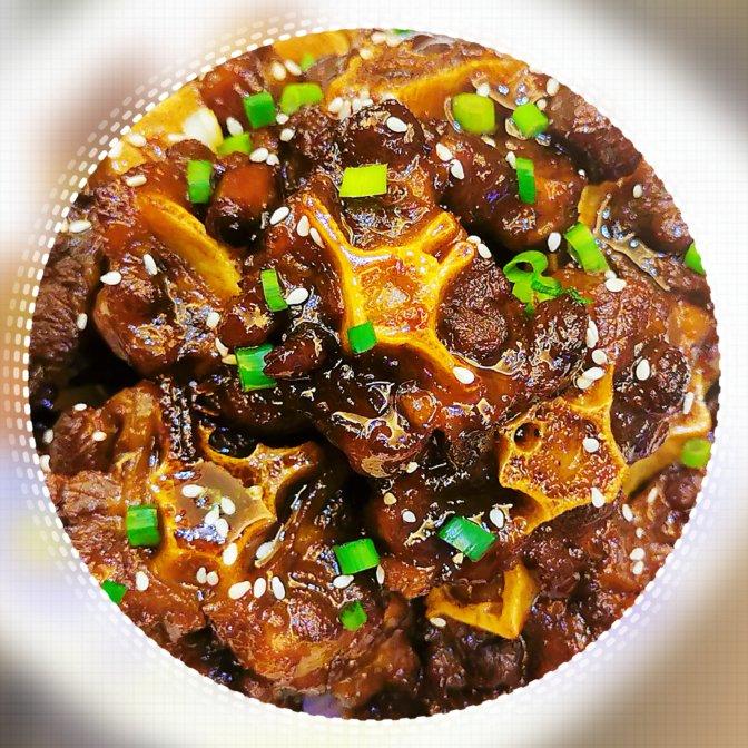红烧牛尾