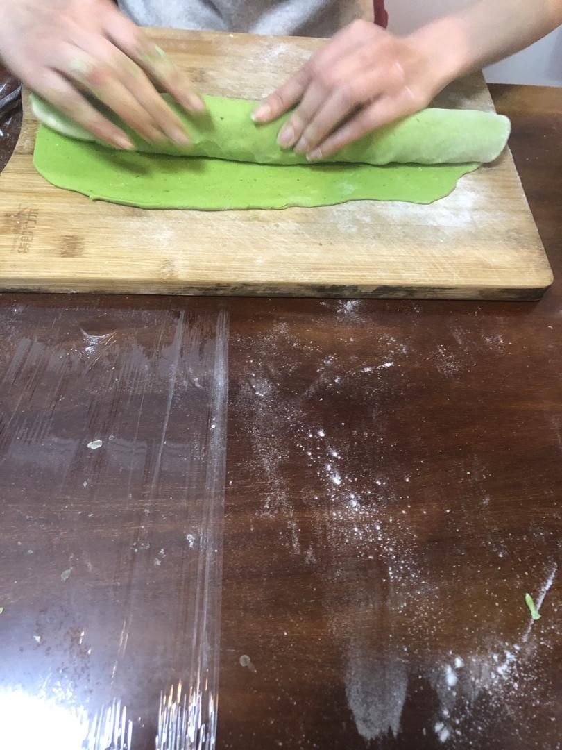 你家的芹菜叶还扔吗？（做法二：包饺子）