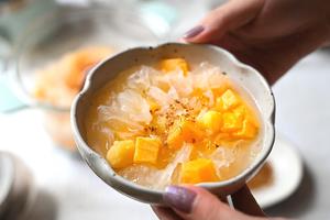 【东菱养生锅】养颜润燥的白果蜜薯雪耳甜汤的做法 步骤8