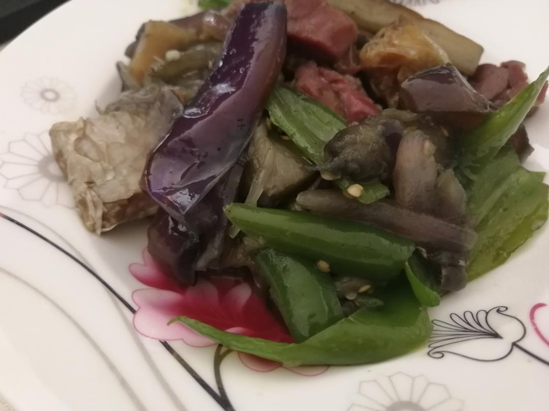 咸鱼茄子