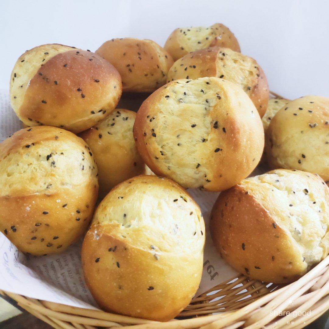 红薯黑芝麻面包球