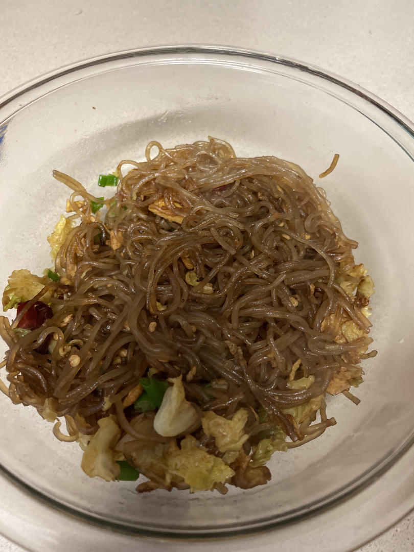 包心菜炒红薯粉丝