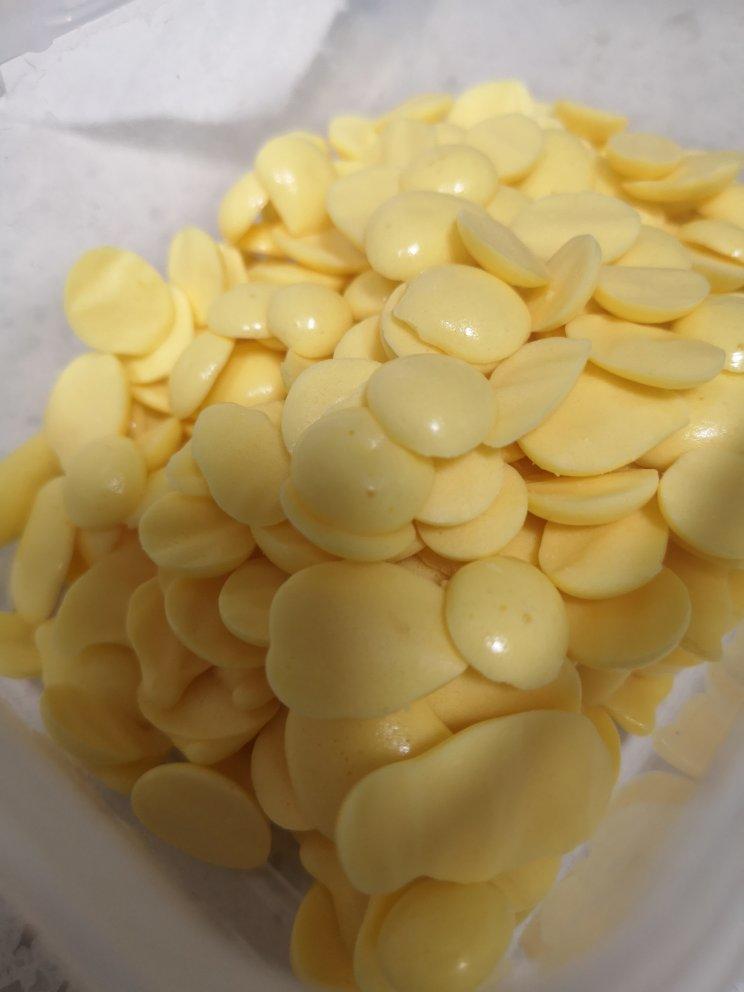 入口即化的无添加蛋黄溶豆