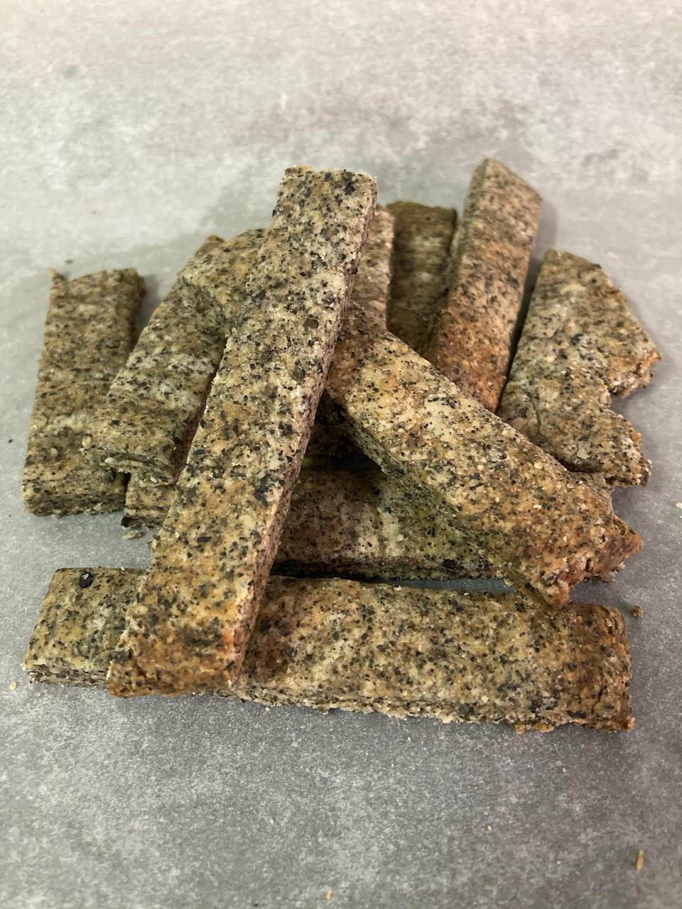 黑芝麻全麦饼干