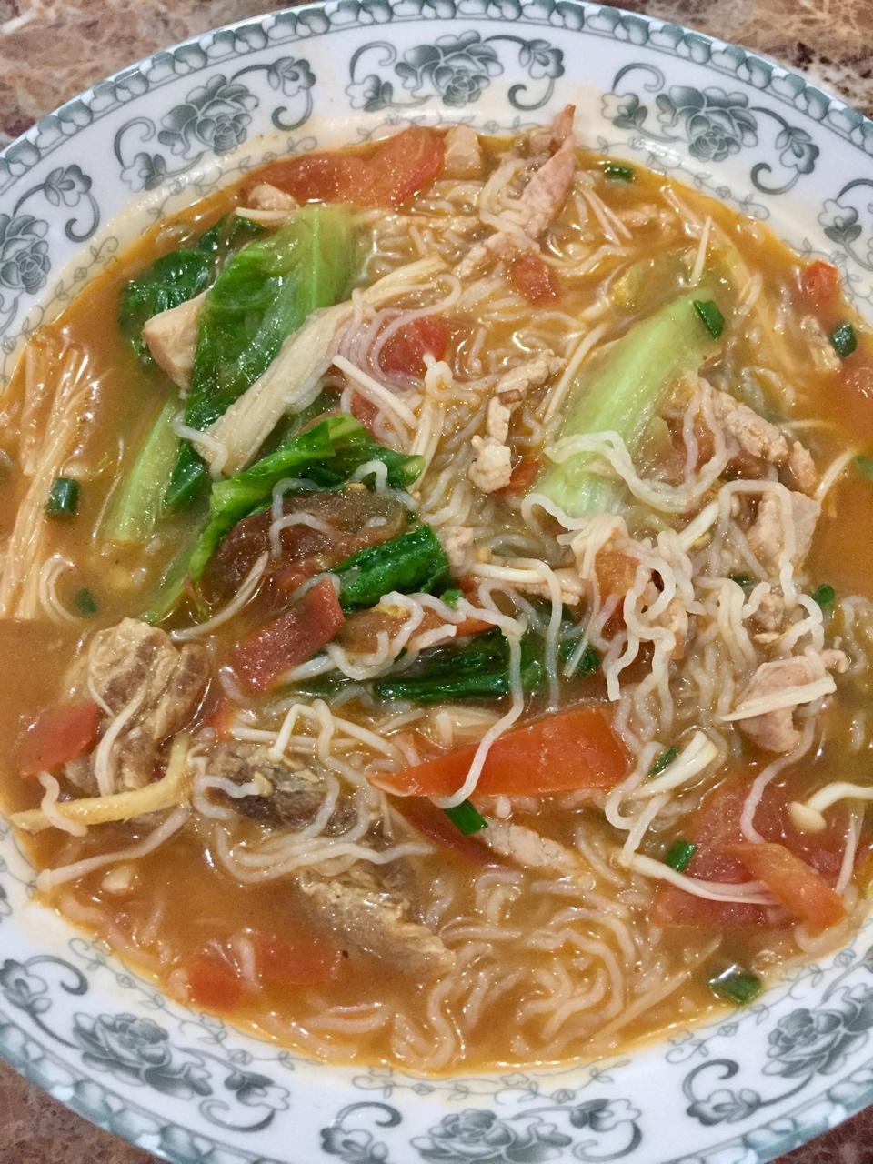 温暖你的一碗面🍜