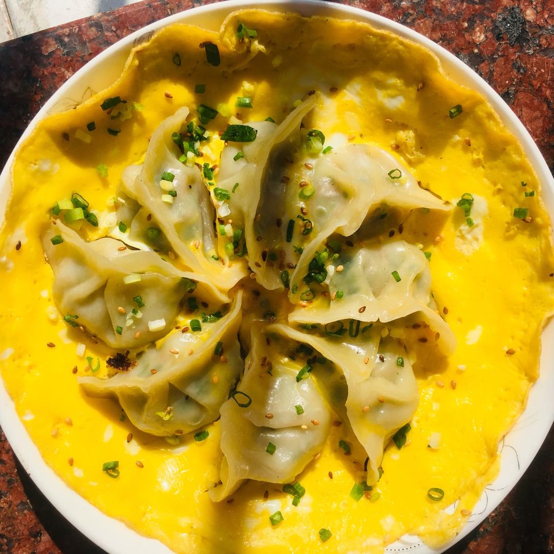 鸡蛋抱煎饺