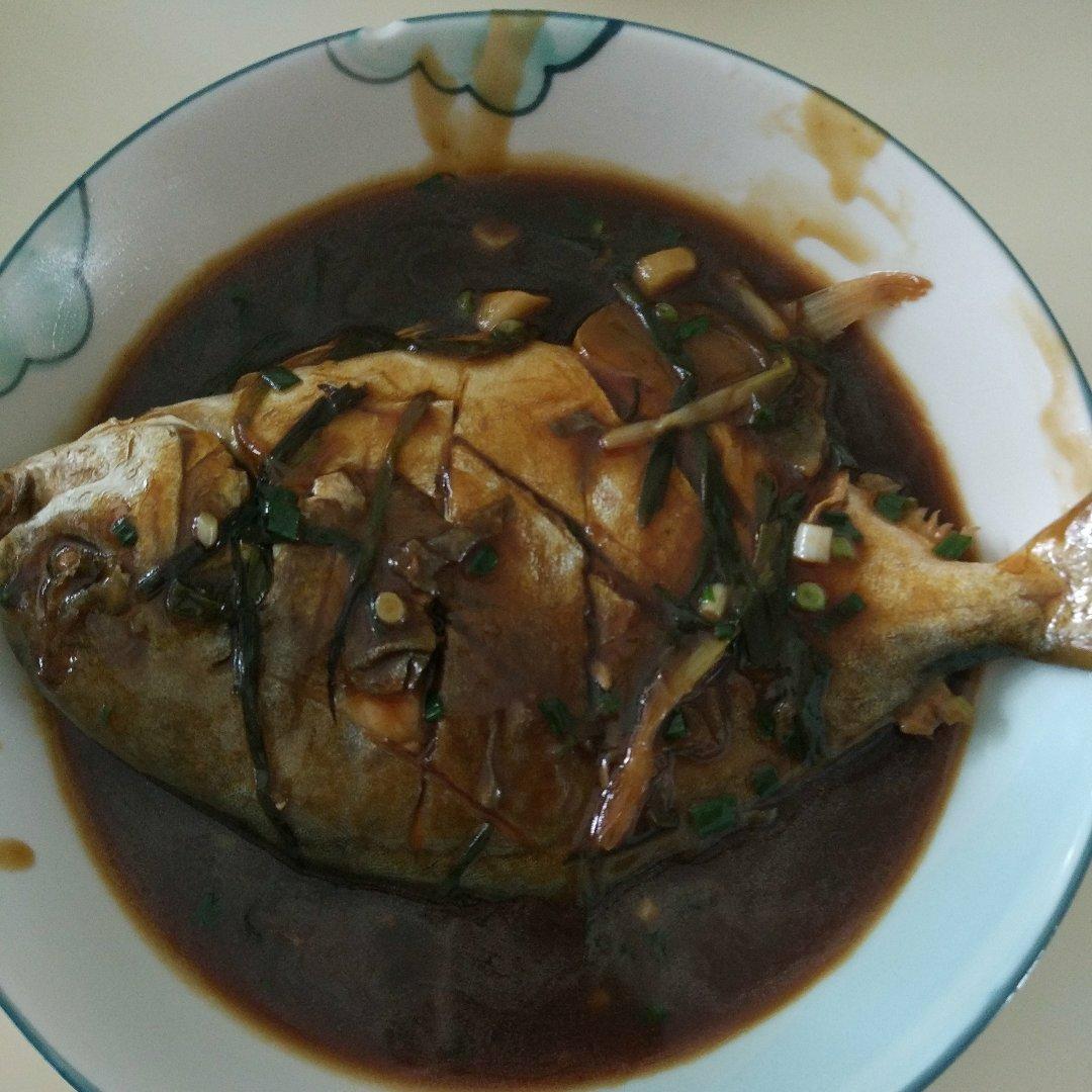 家常红烧鲳鱼