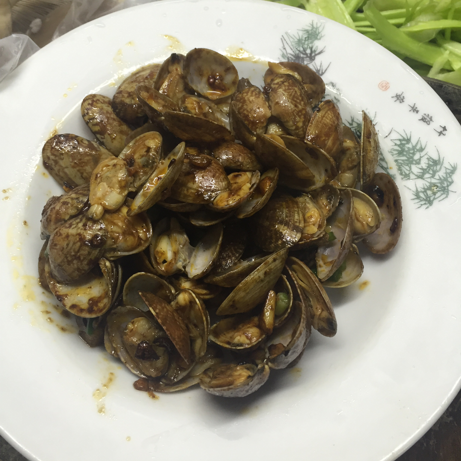 蒜香炒花甲