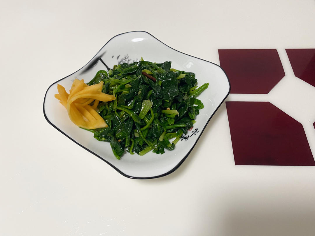凉拌菠菜(家传秘方)