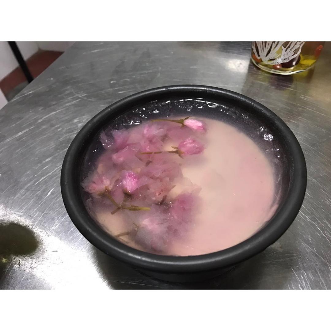 樱花渐变慕斯蛋糕（6寸）