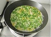 韭菜蛤蜊煎蛋的做法 步骤10