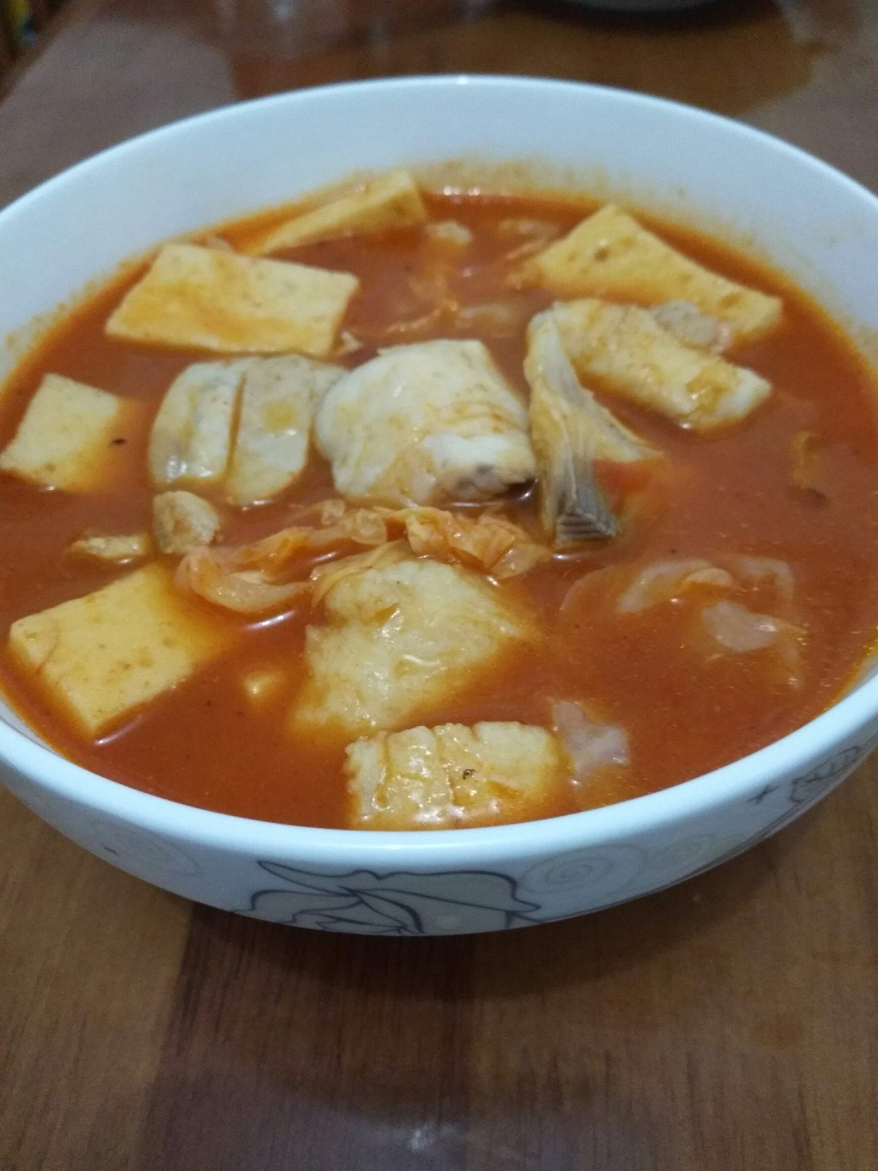 不仅酸辣开胃还能做火锅的西南美食――――贵州酸汤鱼片的做法 步骤5
