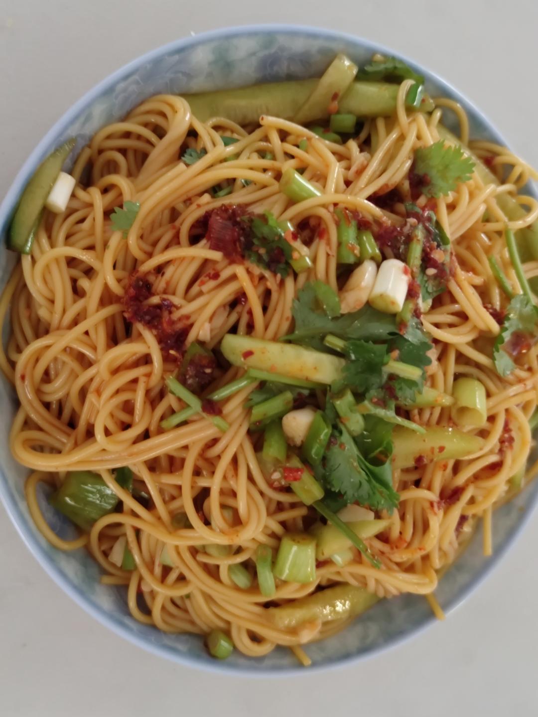 巨好吃㊙️酸辣凉拌面❗️十分钟搞定，简单快手❗️