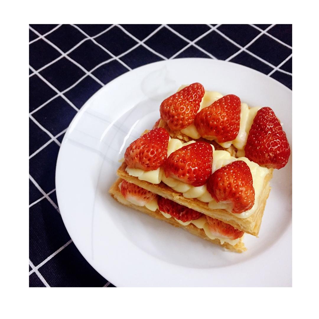 草莓拿破仑酥
