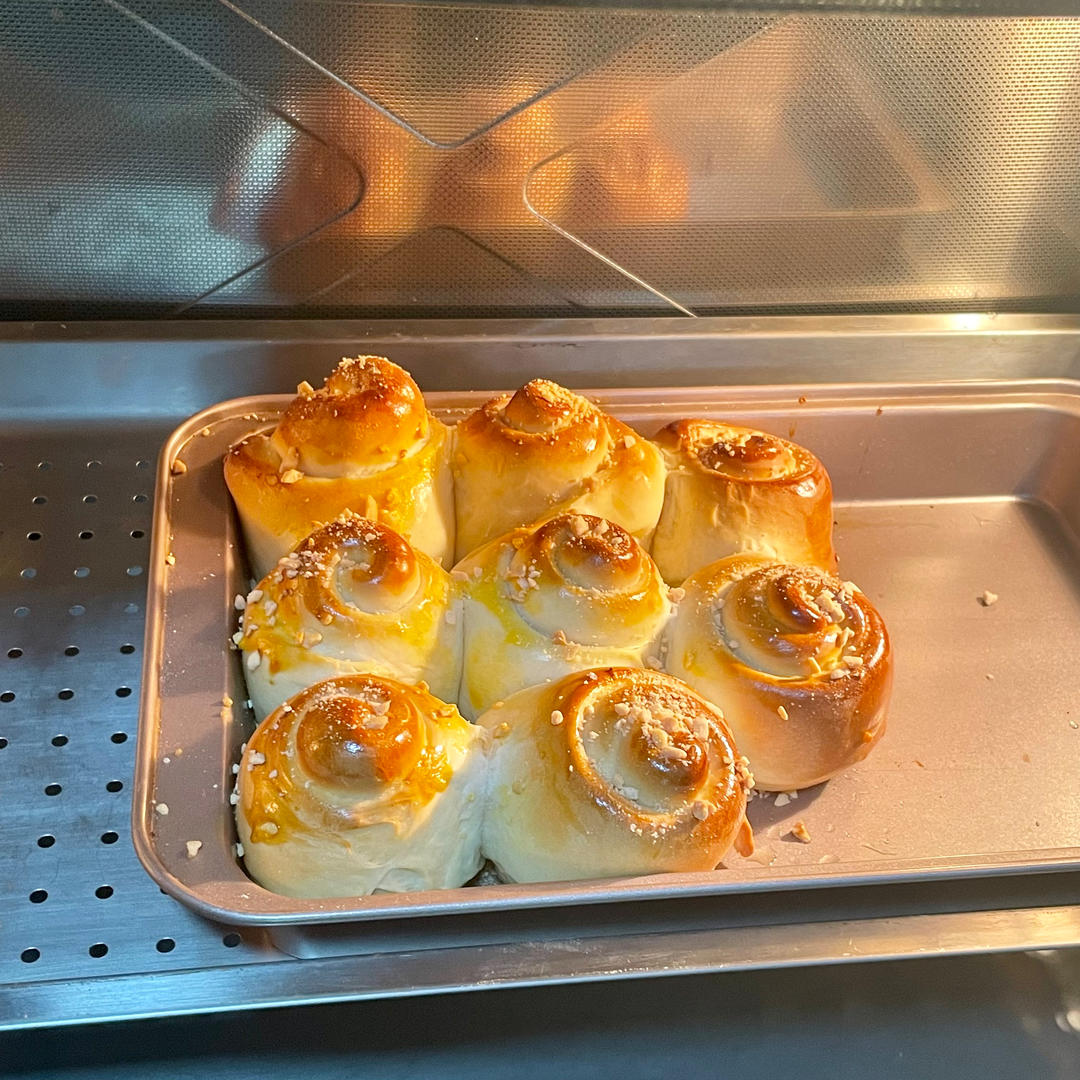 香脆柔软的蜂蜜脆底面包