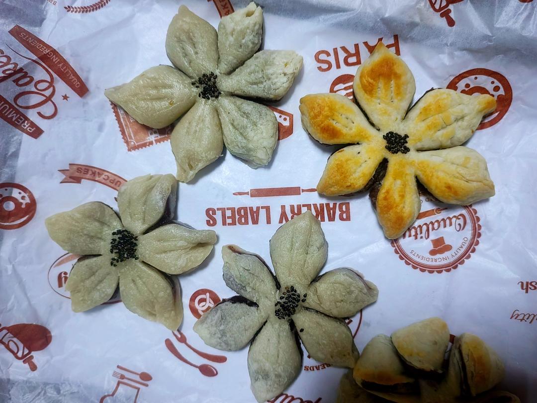 枣花酥，枣泥菊花酥